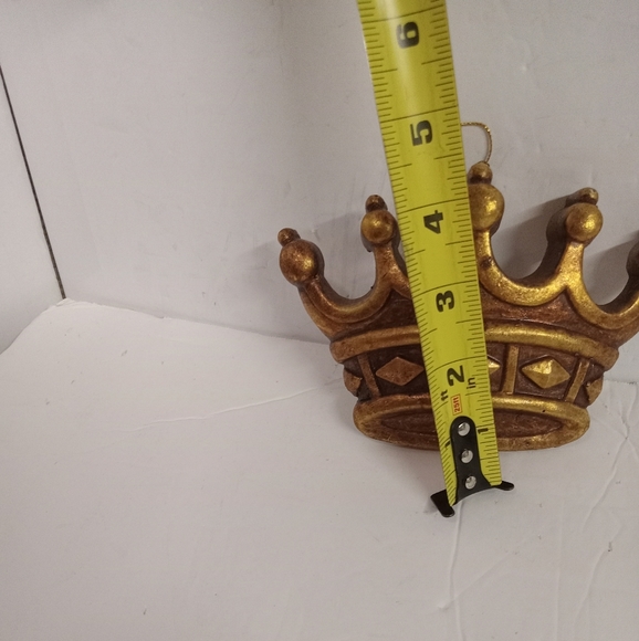 Crown Accent Tree Ornament Resin 5" - Picture 2 of 5